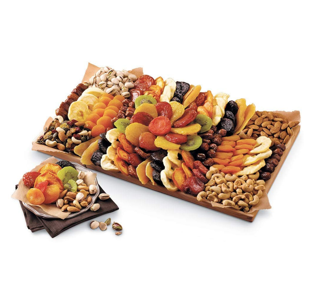 Harry &amp;amp;amp; David Entertainer&amp;amp;#039;s Assorted Dried Fruit Nut Tray, Includes Peaches, Plums, Mangoes, Pears, Kiwis, Apricots, Dates, Prunes. Pistachios, Almonds, Cashews, Pumpkins Seeds, Raisins